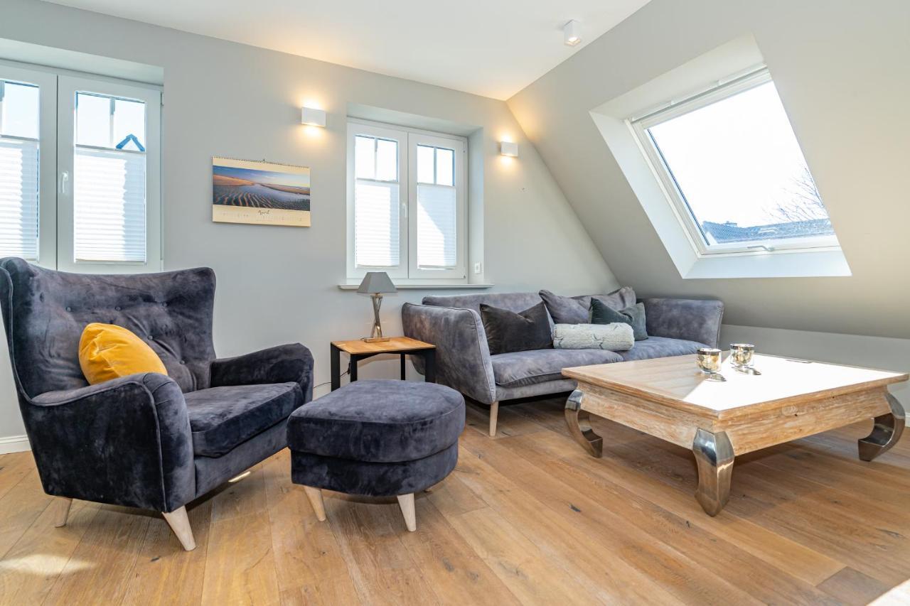 Apartment Sturmhaube *