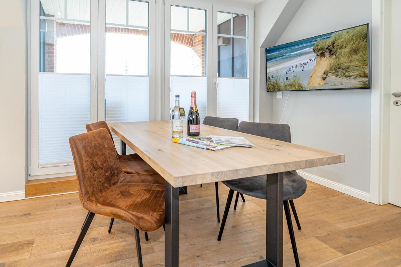 Apartment Sturmhaube *